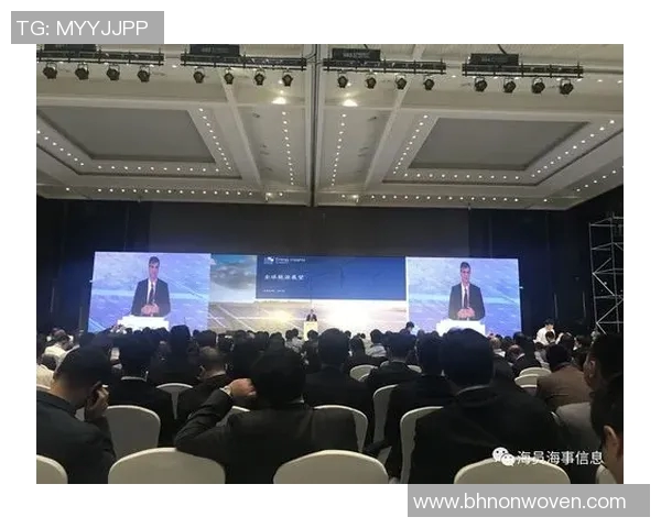 重庆足球队转型之路的挑战与机遇邀请赛特别报道